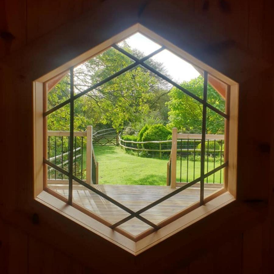 The Hive - Unique Log Cabin With Wood Burning Stove Ludchurch Eksteriør bilde