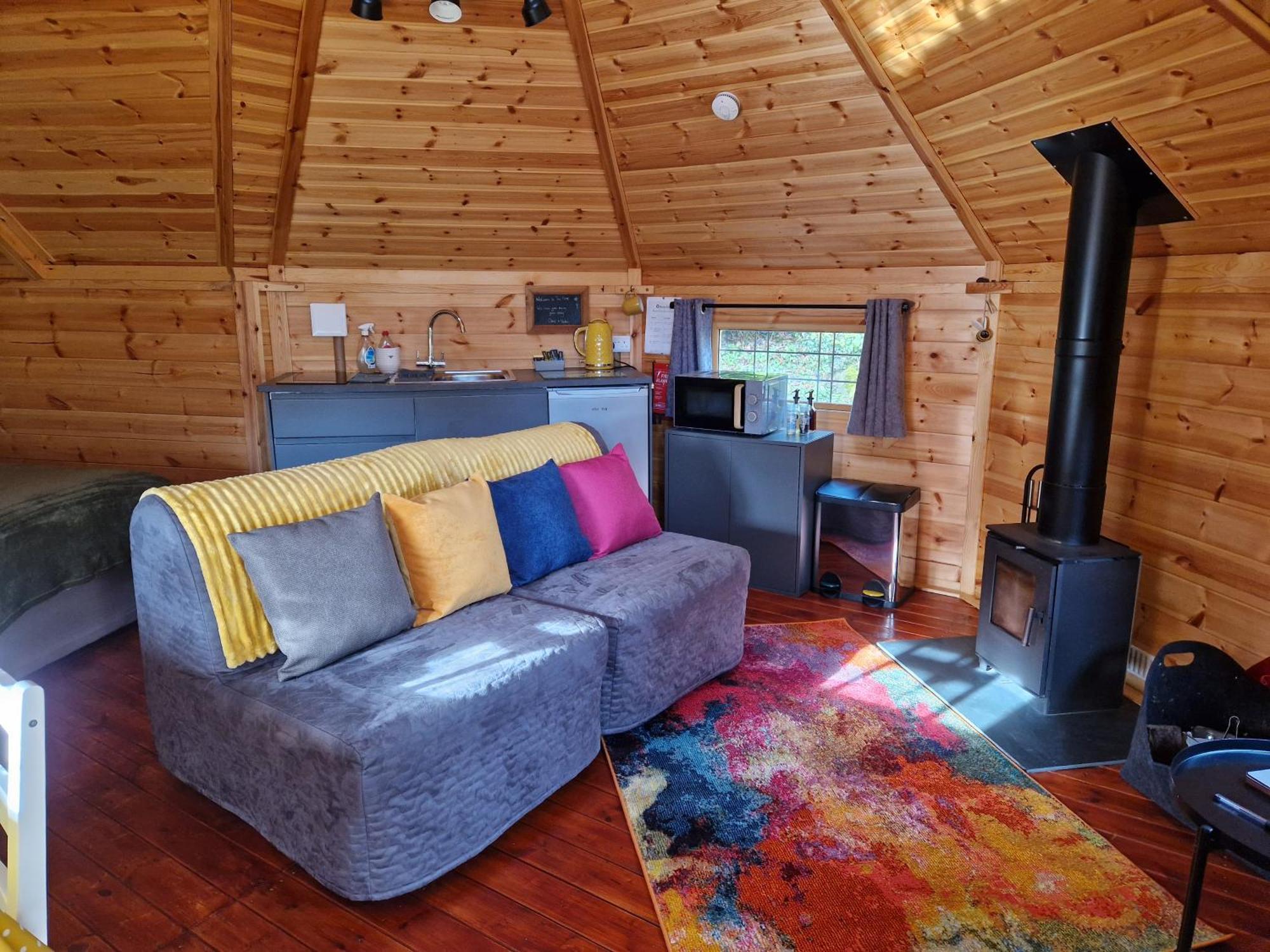 The Hive - Unique Log Cabin With Wood Burning Stove Ludchurch Eksteriør bilde