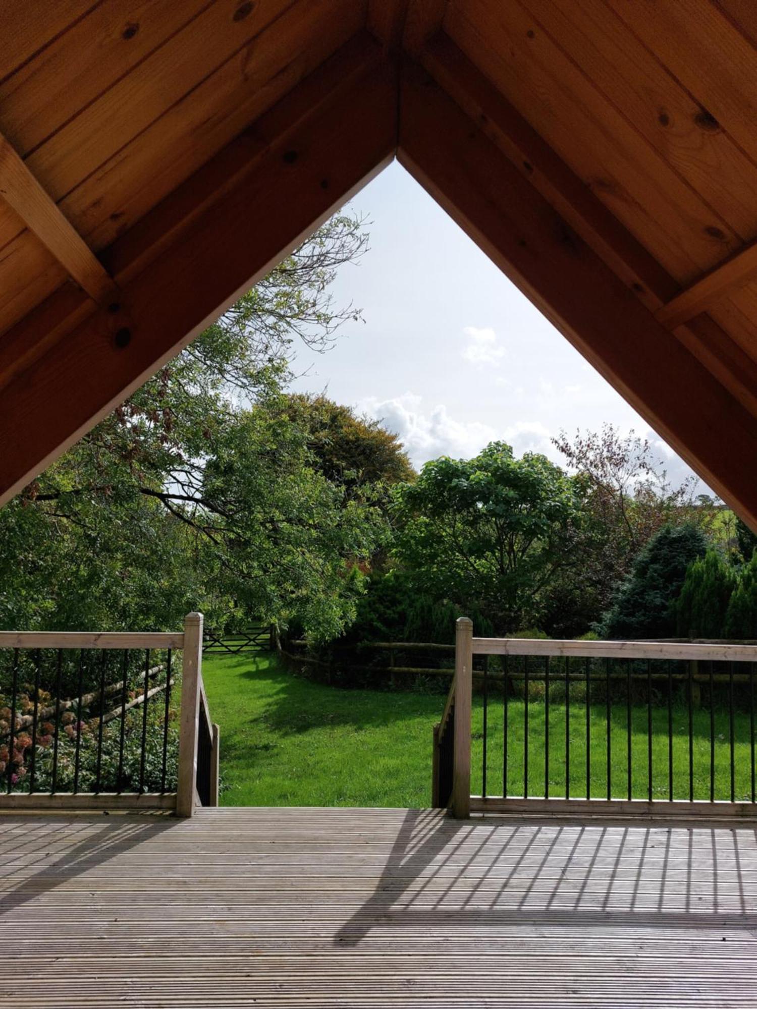 The Hive - Unique Log Cabin With Wood Burning Stove Ludchurch Eksteriør bilde